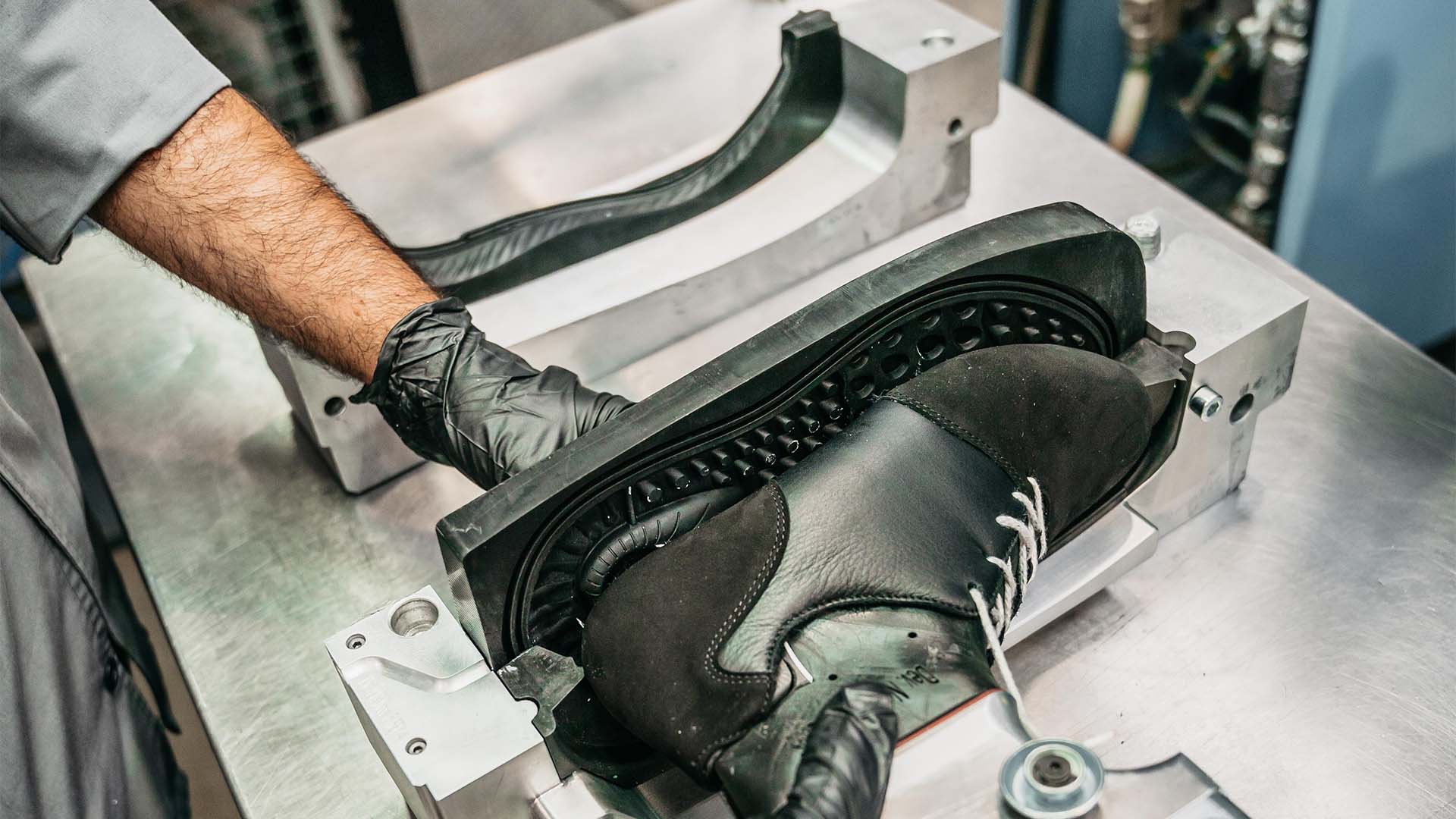 Stampaggio materie plastiche